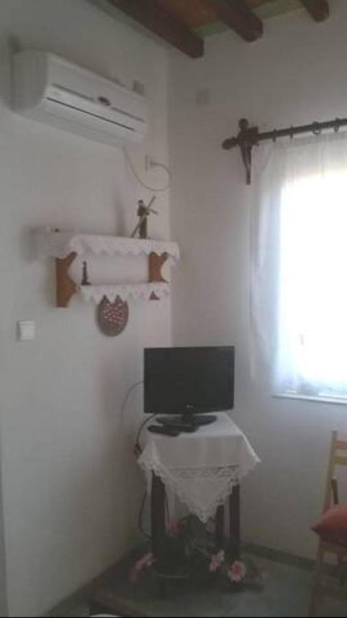 Apartment In The Center Of Artemonas, Sifnos Eksteriør billede